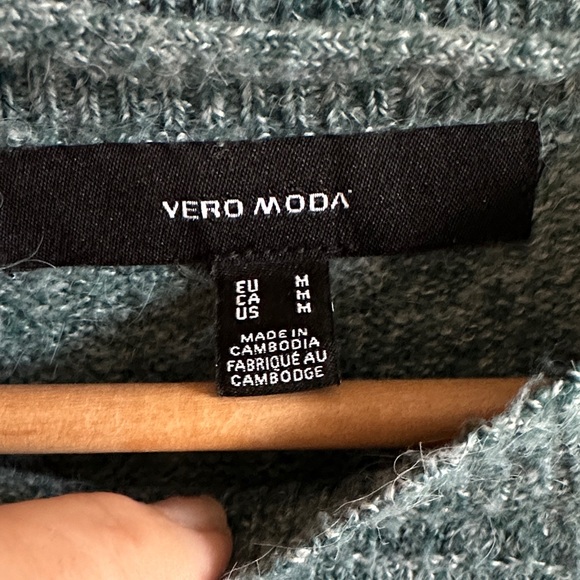 Vero Moda Teal Crewneck Sweater - Picture 2 of 7